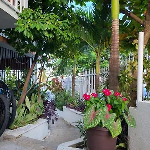 casita-natural-village-6-hay-luz.sanjuanpuertorico-hotels.com/